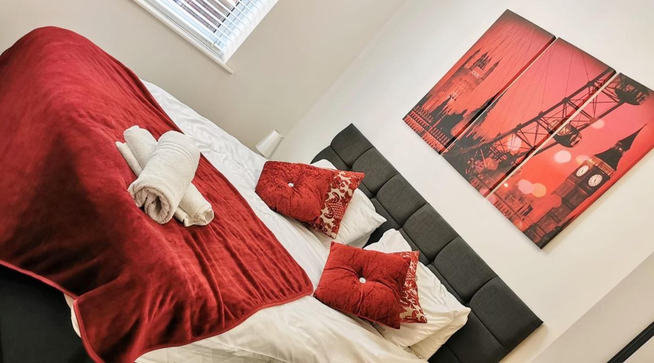 J Quarter - Sleeps 5 Long Term & Families Comfortably, 4 Beds, 2 Bathrooms Бирмингем Экстерьер фото